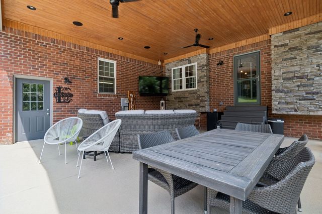1254 Callis Rd, Lebanon, TN 37090
