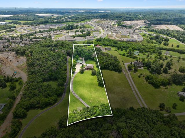 1254 Callis Rd, Lebanon, TN 37090