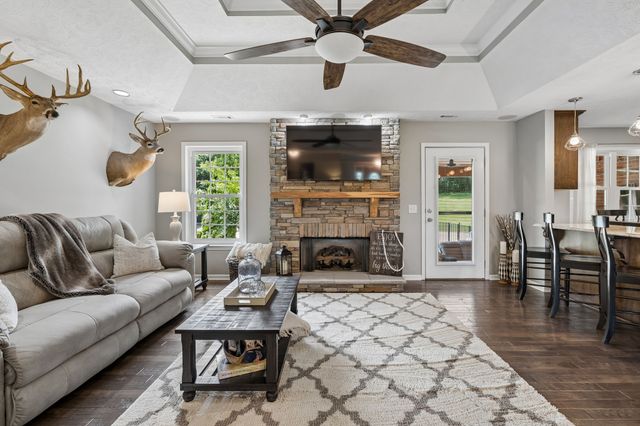 1254 Callis Rd, Lebanon, TN 37090
