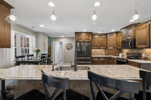 1254 Callis Rd, Lebanon, TN 37090