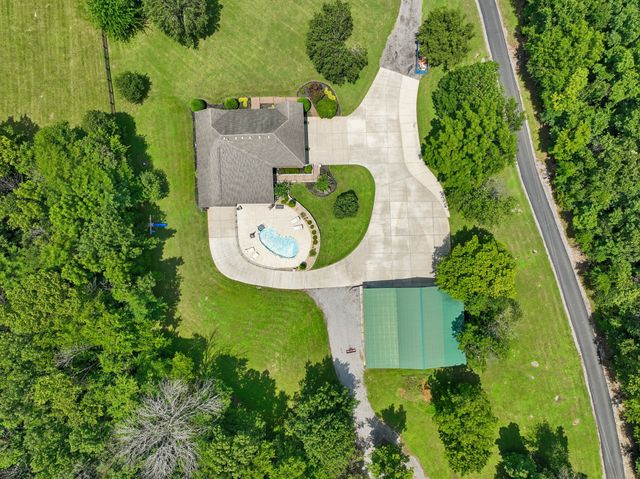 1254 Callis Rd, Lebanon, TN 37090