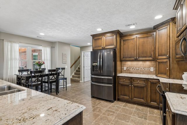 1254 Callis Rd, Lebanon, TN 37090