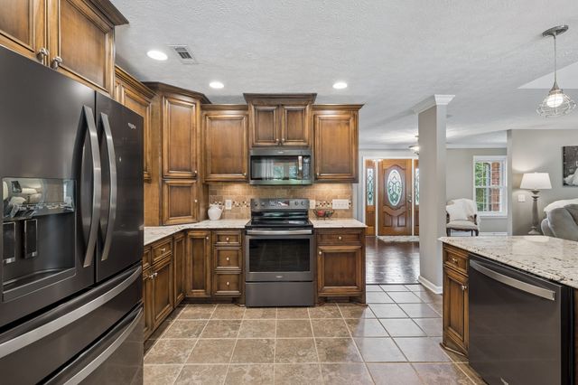 1254 Callis Rd, Lebanon, TN 37090