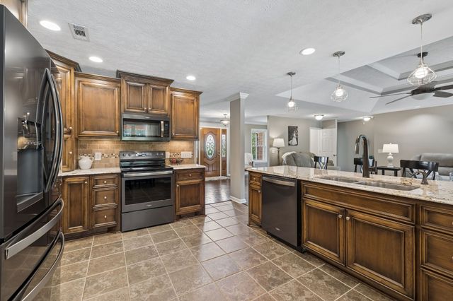 1254 Callis Rd, Lebanon, TN 37090