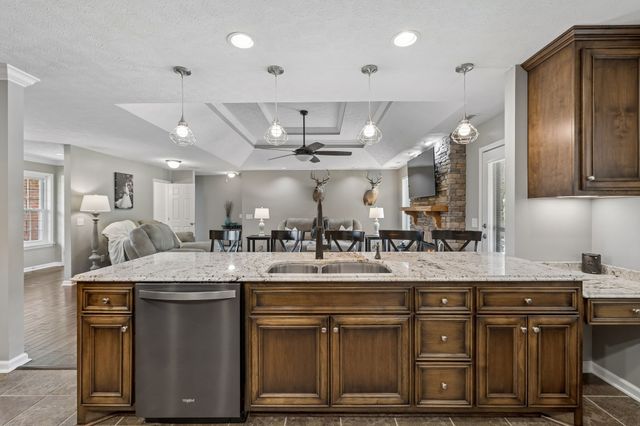 1254 Callis Rd, Lebanon, TN 37090