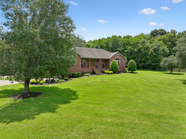 1254 Callis Rd, Lebanon, TN 37090