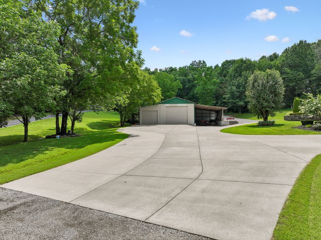 1254 Callis Rd, Lebanon, TN 37090