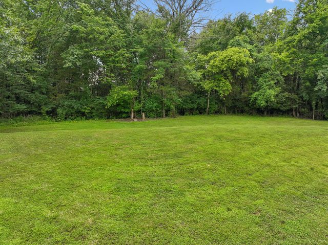 1254 Callis Rd, Lebanon, TN 37090