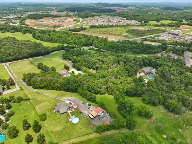 1254 Callis Rd, Lebanon, TN 37090