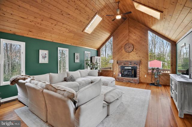 10401 THREE DOCTORS RD, Dunkirk, MD 20754