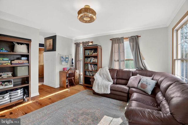 10401 THREE DOCTORS RD, Dunkirk, MD 20754