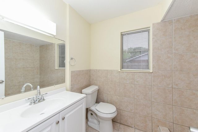 18610 Anne Drive, Webster, TX 77058