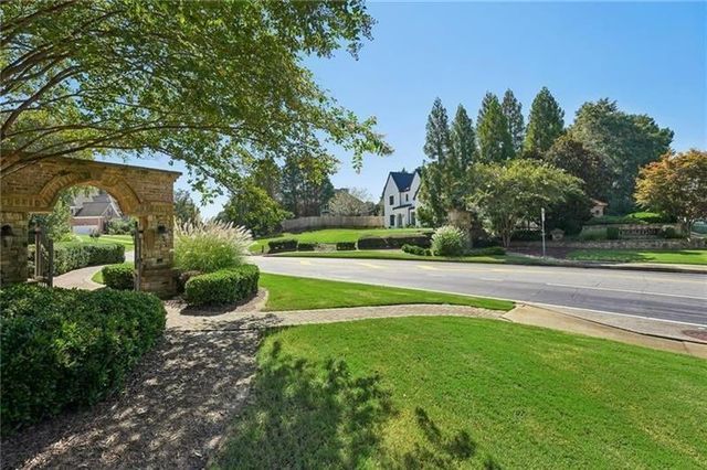 425 Cullingworth Drive, Johns Creek, GA 30022