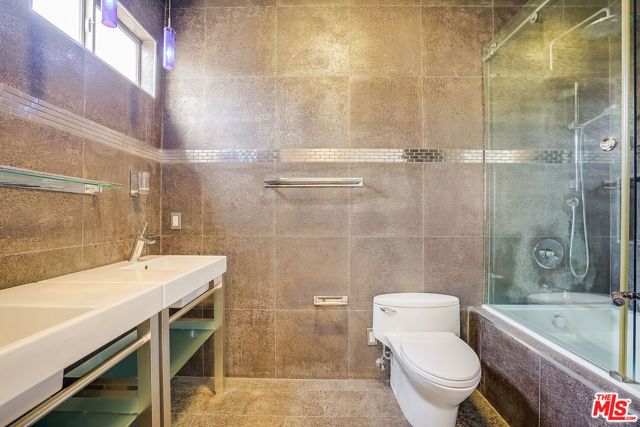 4520 Fulton Avenue 5, Los Angeles, CA 91423