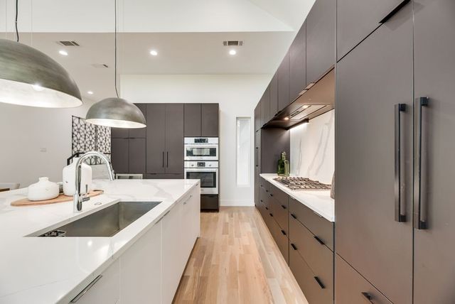 5623 Winton Street, Dallas, TX 75206