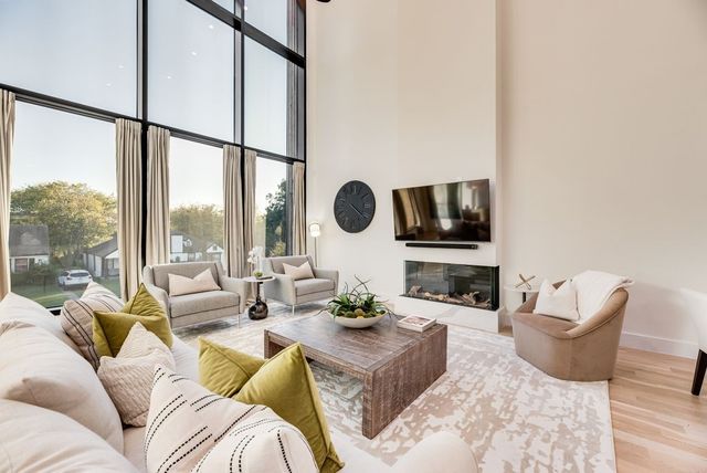 5623 Winton Street, Dallas, TX 75206