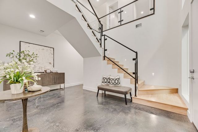 5623 Winton Street, Dallas, TX 75206