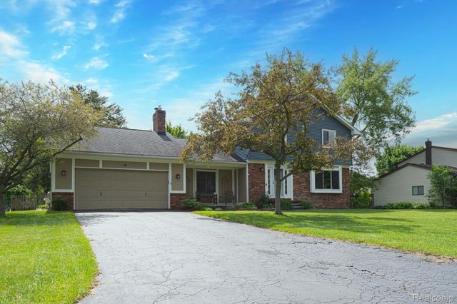 7152 Snow Apple Drive, Independence Charter Township, MI 48346