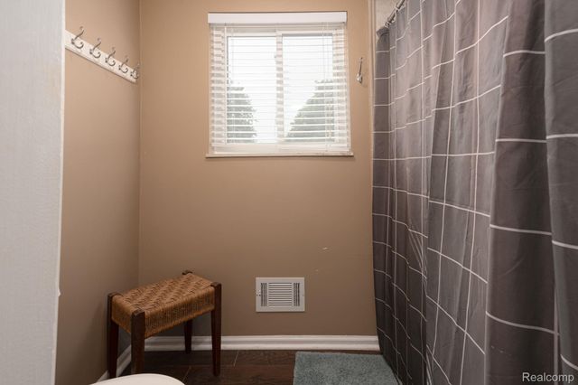 7152 Snow Apple Drive, Independence Charter Township, MI 48346