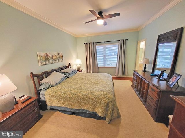 720 CRESSON DR, Chambersburg, PA 17202