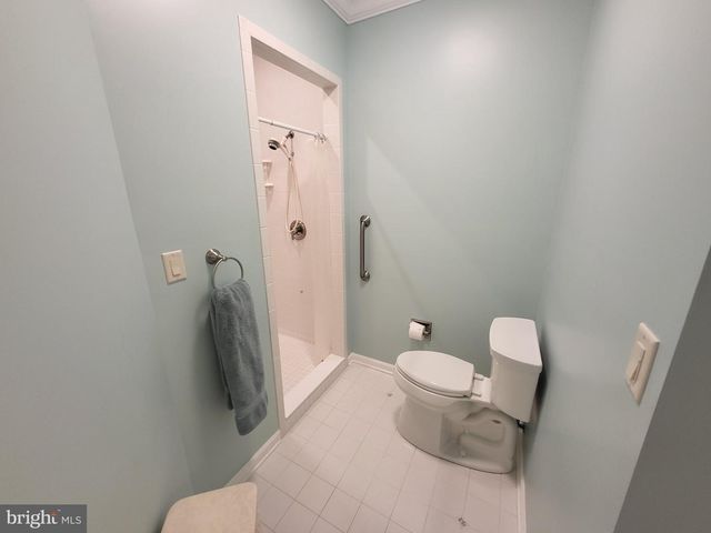 720 CRESSON DR, Chambersburg, PA 17202