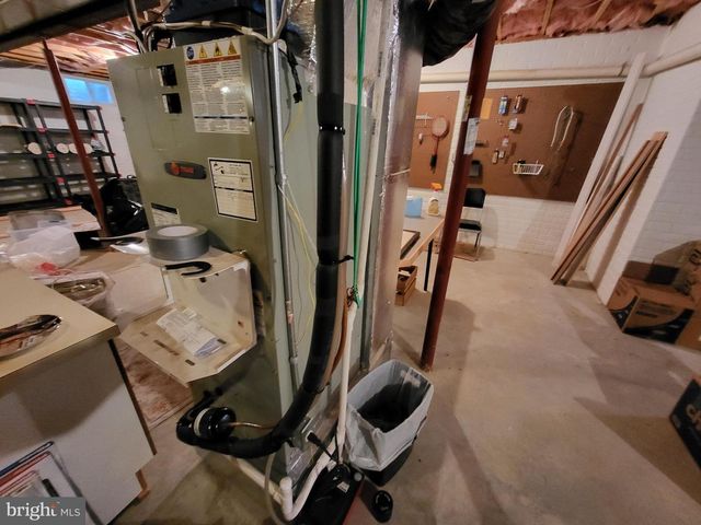 720 CRESSON DR, Chambersburg, PA 17202