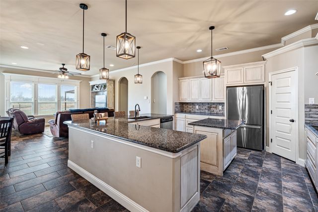 2355 Grindstone Road, Millsap, TX 76066