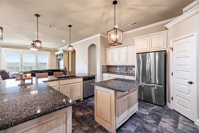 2355 Grindstone Road, Millsap, TX 76066