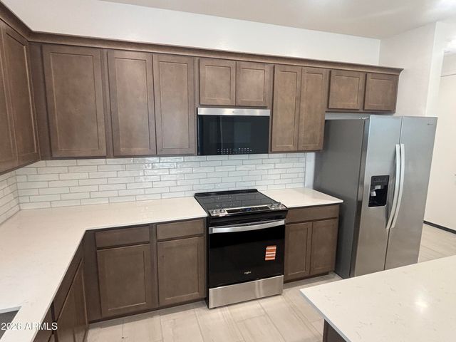 17626 W TURQUOISE Avenue, Waddell, AZ 85355