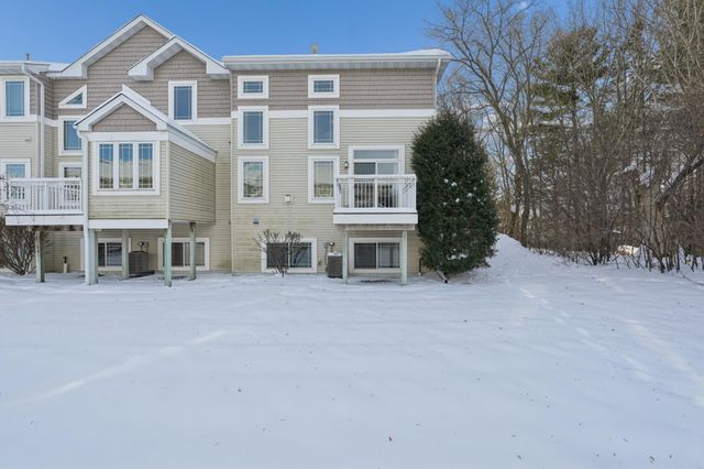 580 Sutherland Drive, Woodbury, MN 55129