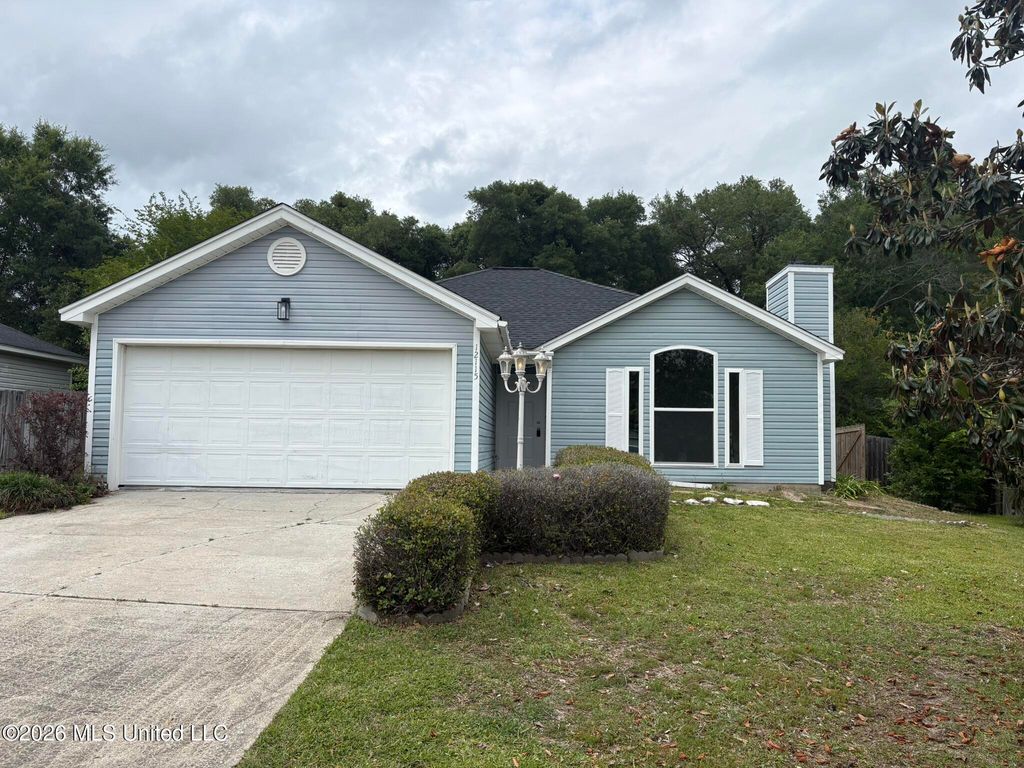 12115 Five Oaks Drive, Gulfport, MS 39503