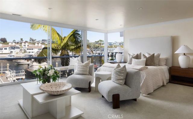 1201 N Bay Front, Newport Beach, CA 92662