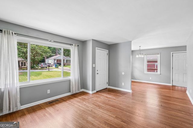 655 Albert Street NW, Atlanta, GA 30318