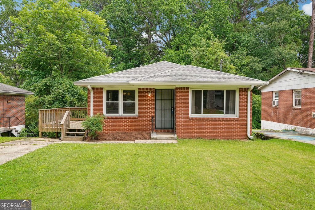 655 Albert Street NW, Atlanta, GA 30318