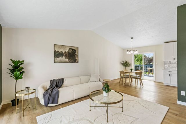 12916 E Sharp Ave, Spokane Valley, WA 99216