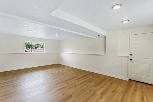 12916 E Sharp Ave, Spokane Valley, WA 99216