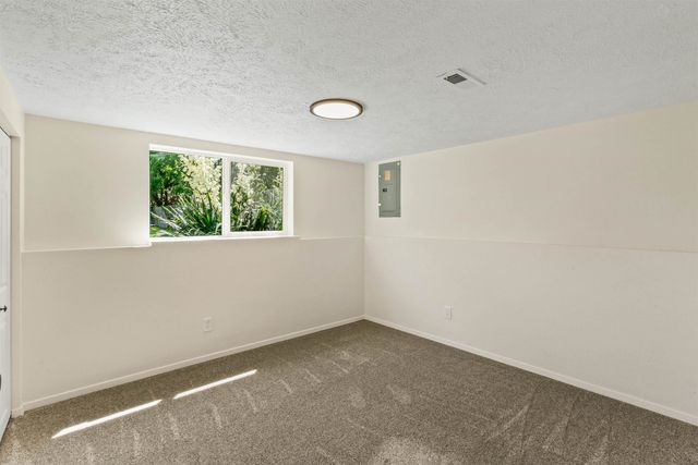 12916 E Sharp Ave, Spokane Valley, WA 99216