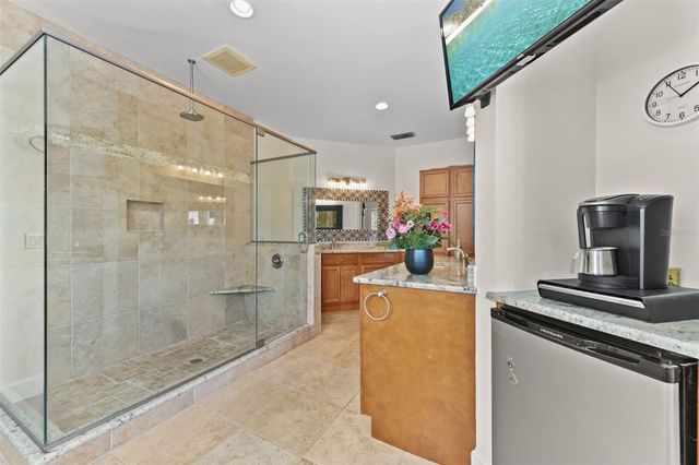 1560 WOODLAND AVENUE, Winter Park, FL 32789