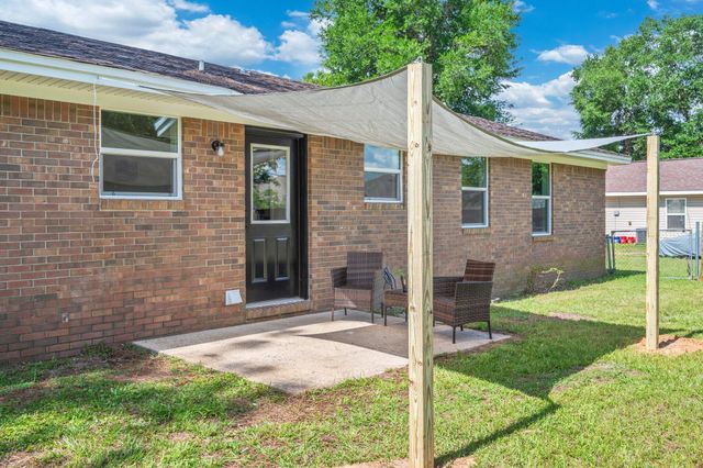 3375 Mclain Drive, Crestview, FL 32539