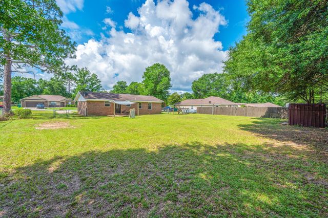3375 Mclain Drive, Crestview, FL 32539