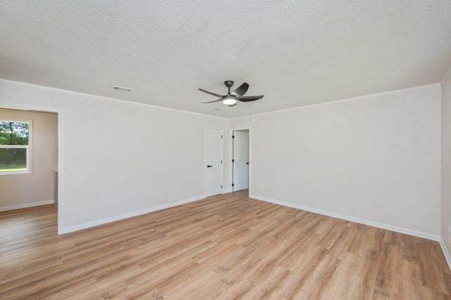 3375 Mclain Drive, Crestview, FL 32539