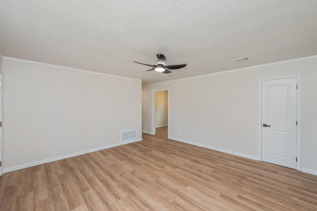 3375 Mclain Drive, Crestview, FL 32539