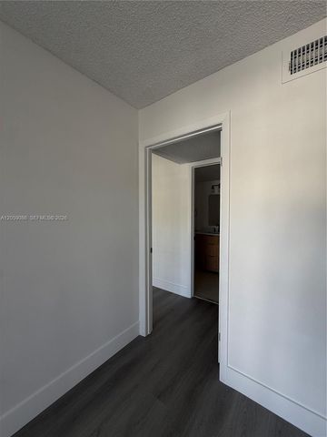 510 S Park Rd 23-10, Hollywood, FL 33021