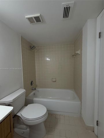 510 S Park Rd 23-10, Hollywood, FL 33021