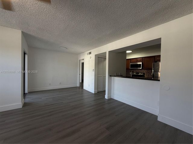 510 S Park Rd 23-10, Hollywood, FL 33021
