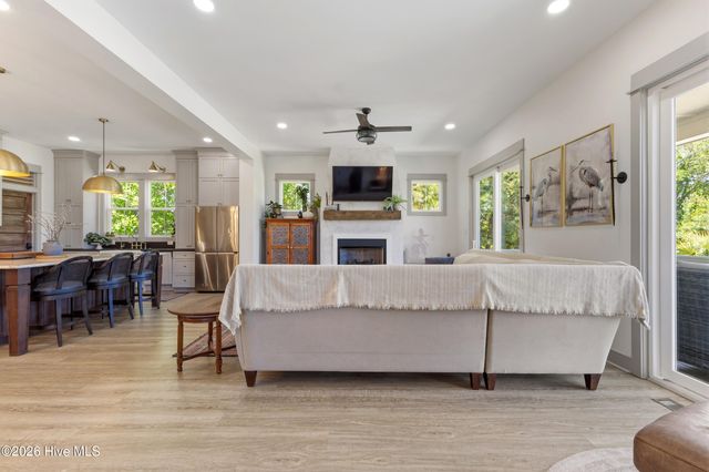 352 Summerhouse Drive, Holly Ridge, NC 28445