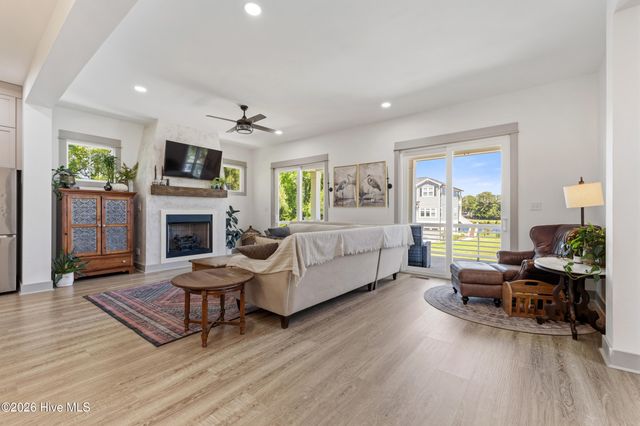352 Summerhouse Drive, Holly Ridge, NC 28445