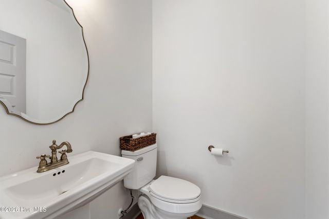 352 Summerhouse Drive, Holly Ridge, NC 28445