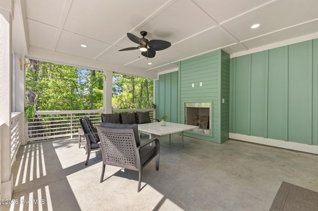 352 Summerhouse Drive, Holly Ridge, NC 28445