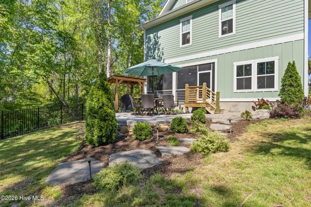 352 Summerhouse Drive, Holly Ridge, NC 28445